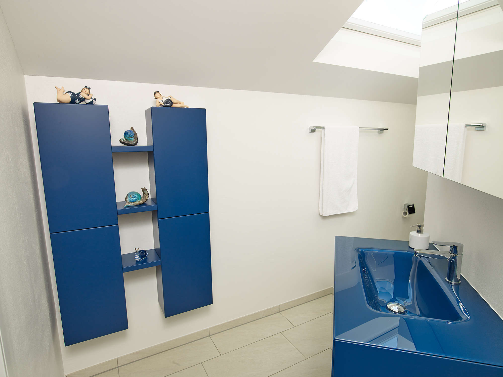 Just around the corner | Ambiance Küchen Bäder